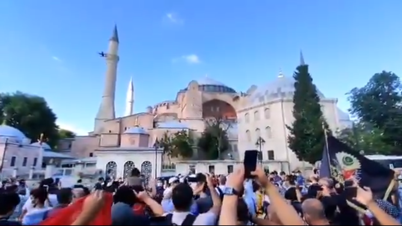 Resmi Jadi Masjid Lagi, Suara Azan Kembali Berkumandang di Museum Hagia Sophia Turki