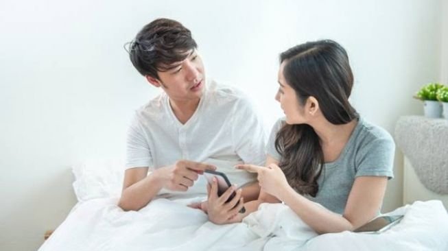 Ilustrasi Gaslighting dalam Hubungan (freepik)