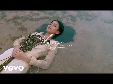 Lirik Lagu Keisya Levronka - Tak Ingin Usai