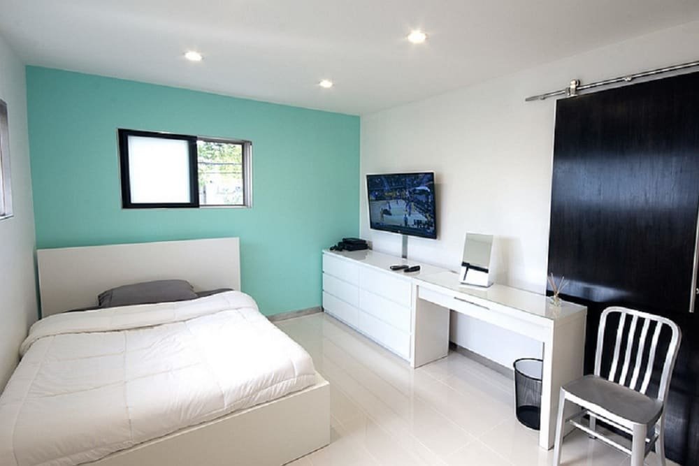 Cat Kamar Tidur 2 Warna Kombinasi Hijau Tosca dan Putih