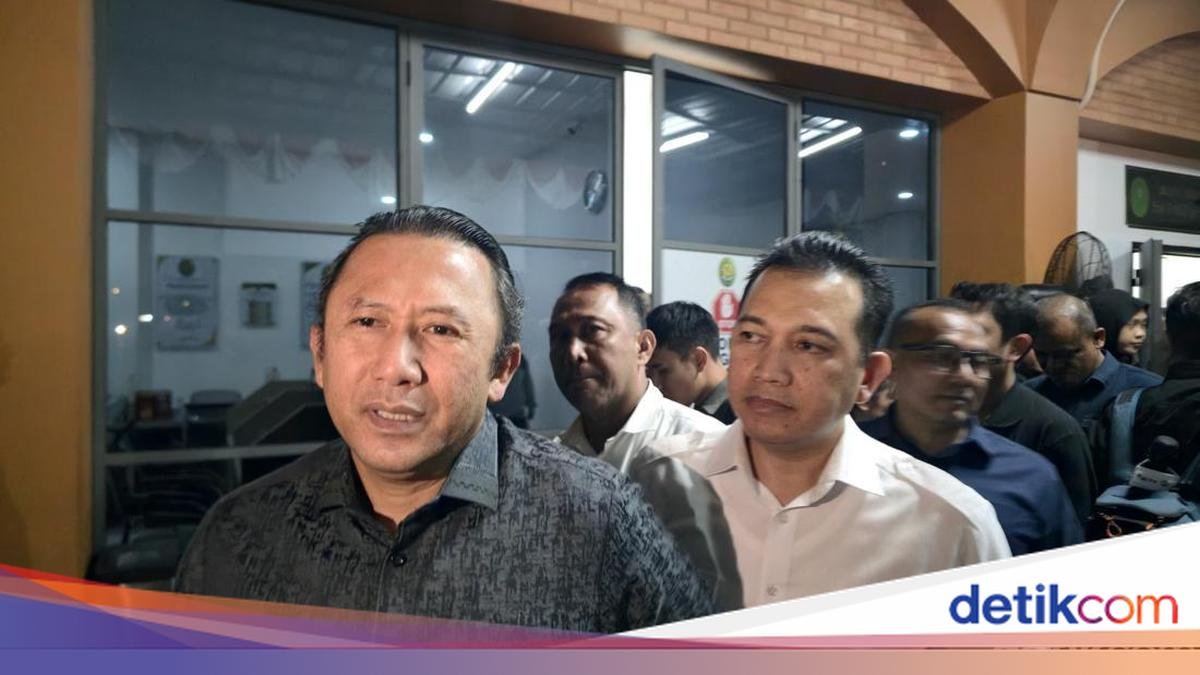 karo-bankum-divisi-hukum-mabes-polri-brigjen-veris-septriansyah-1787839499611_169.jpeg