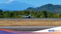 sebuah-pesawat-diduga-cassa-milik-tni-tergelincir-di-kawasan-bandara-sultan-hasanuddin-dok-istimewa-1787635314875_169.jpeg