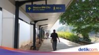 selasar-penghubung-stasiun-bni-city-dengan-karet-di-jakarta-pusat-shonyadetikcom-1788154179523_169.jpeg
