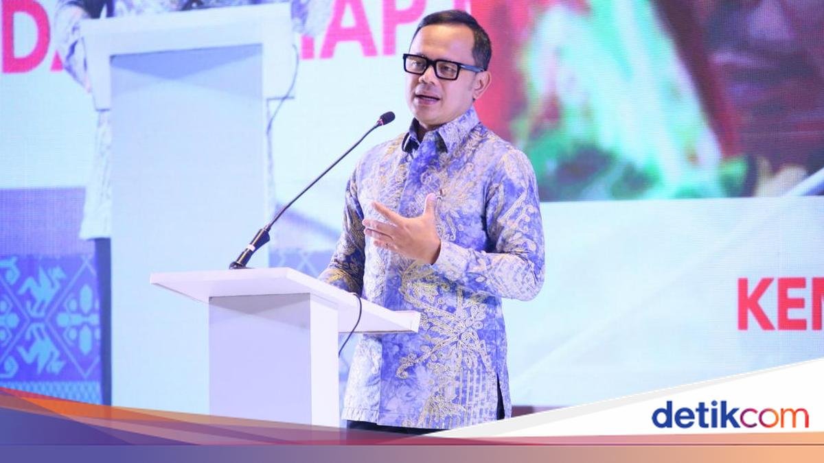 wamendagri-bima-arya-minta-gubernur-perkuat-koordinasi-hingga-integritas-1784194087428_169.jpeg